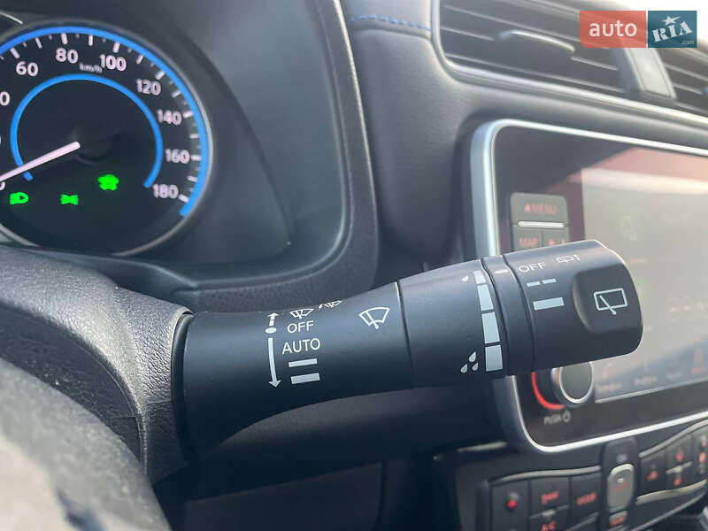 Хэтчбек Nissan Leaf 2020 в Луцке фото 35 Хэтчбек Nissan Leaf 2020 в Луцке