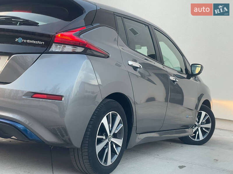 Хэтчбек Nissan Leaf 2020 в Луцке фото 47 Хэтчбек Nissan Leaf 2020 в Луцке