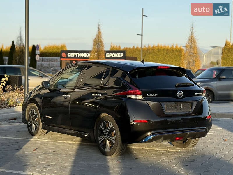 Хэтчбек Nissan Leaf 2018 в Городке фото 6 Хэтчбек Nissan Leaf 2018 в Городке