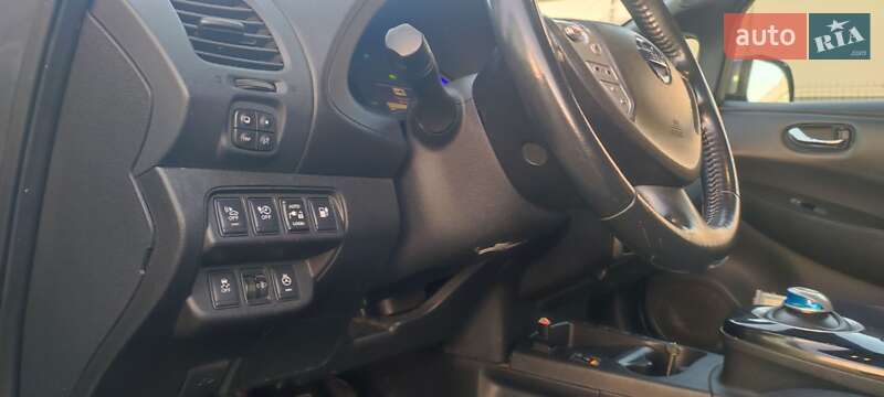 Хэтчбек Nissan Leaf 2013 в Ивано-Франковске фото 15 Хэтчбек Nissan Leaf 2013 в Ивано-Франковске