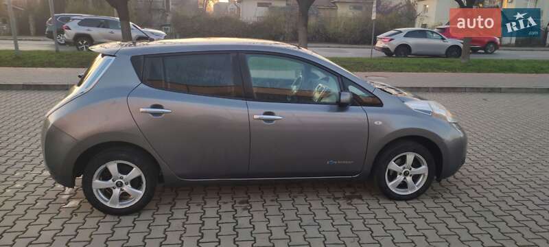 Хэтчбек Nissan Leaf 2013 в Ивано-Франковске фото 5 Хэтчбек Nissan Leaf 2013 в Ивано-Франковске