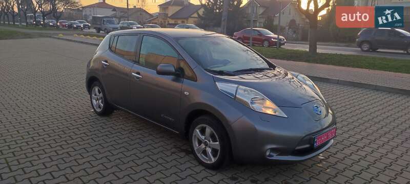Хэтчбек Nissan Leaf 2013 в Ивано-Франковске фото 3 Хэтчбек Nissan Leaf 2013 в Ивано-Франковске