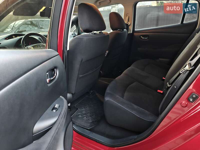 Хэтчбек Nissan Leaf 2017 в Ивано-Франковске фото 16 Хэтчбек Nissan Leaf 2017 в Ивано-Франковске