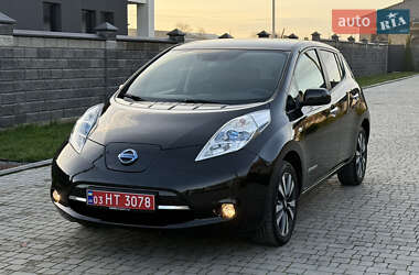 Хетчбек Nissan Leaf 2015 в Рівному