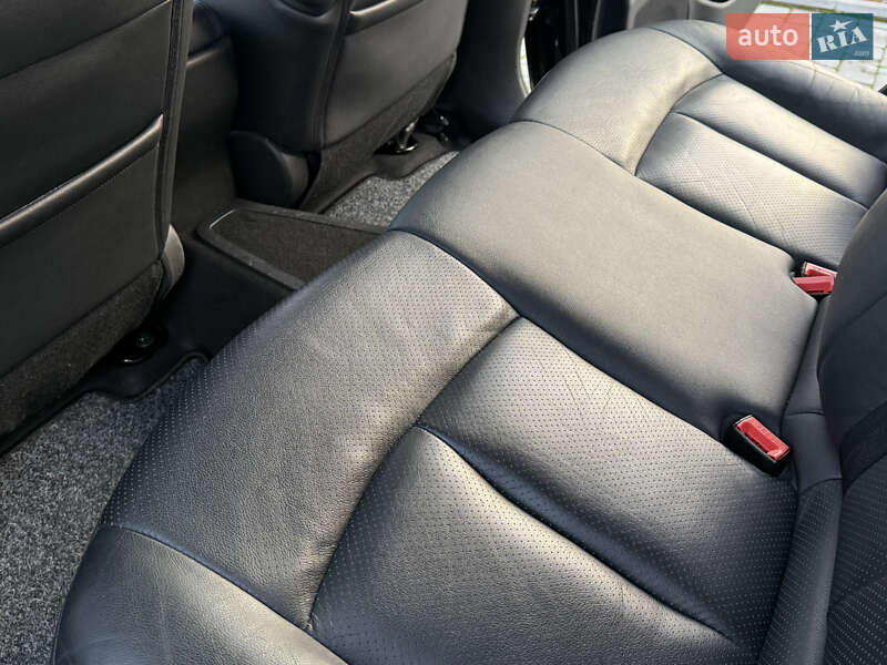 Хэтчбек Nissan Leaf 2015 в Ровно