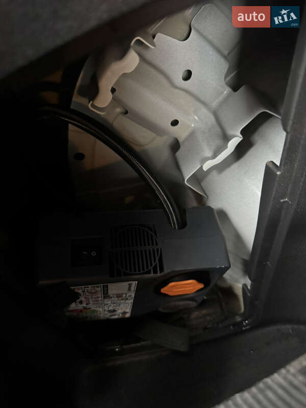 Хэтчбек Nissan Leaf 2018 в Ровно фото 16 Хэтчбек Nissan Leaf 2018 в Ровно