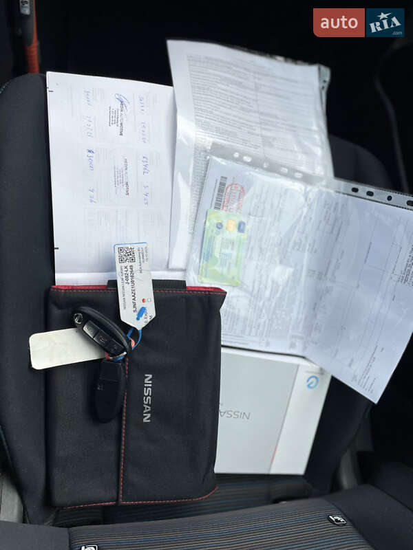 Хэтчбек Nissan Leaf 2020 в Кропивницком