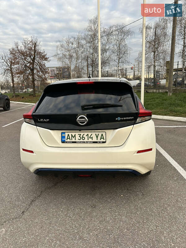 Хэтчбек Nissan Leaf 2018 в Житомире фото 6 Хэтчбек Nissan Leaf 2018 в Житомире