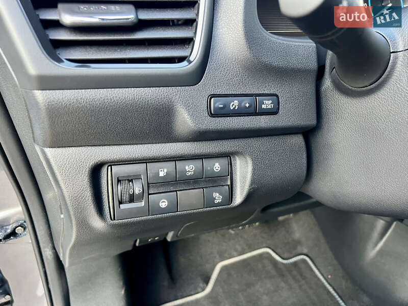 Хэтчбек Nissan Leaf 2022 в Ровно фото 19 Хэтчбек Nissan Leaf 2022 в Ровно