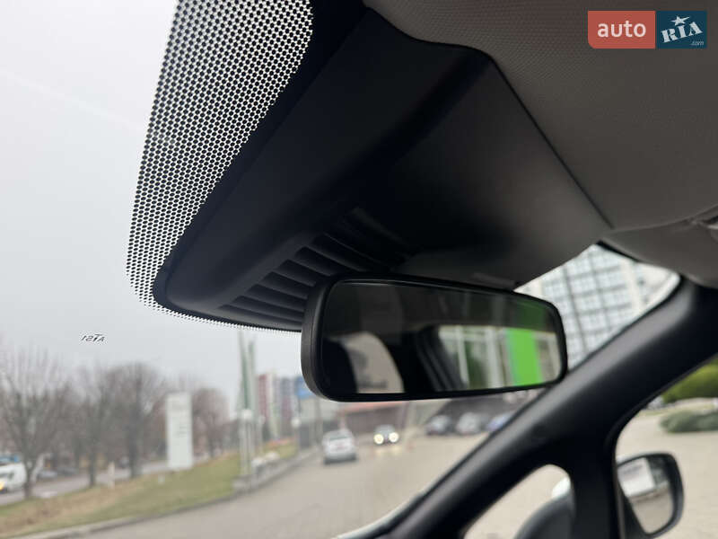 Хэтчбек Nissan Leaf 2018 в Луцке