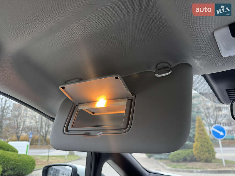 Хэтчбек Nissan Leaf 2018 в Луцке