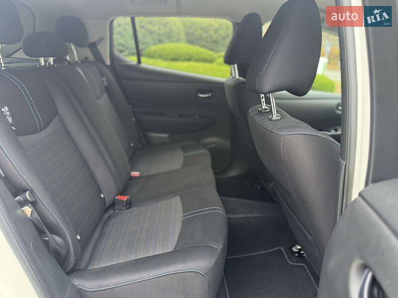 Хэтчбек Nissan Leaf 2018 в Луцке