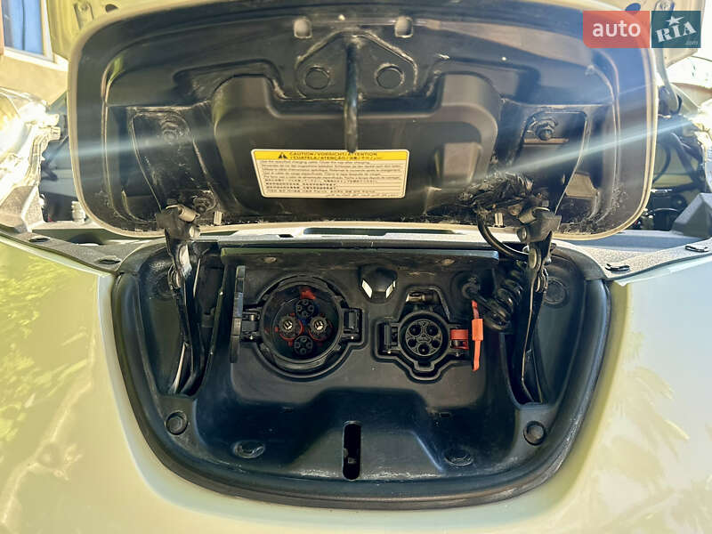 Хэтчбек Nissan Leaf 2014 в Виннице фото 34 Хэтчбек Nissan Leaf 2014 в Виннице