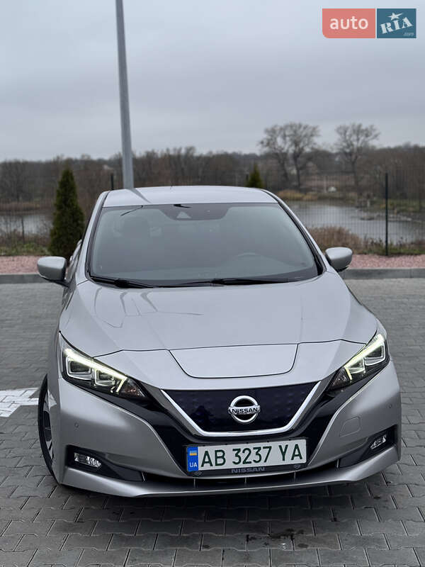 Хетчбек Nissan Leaf 2019 в Вінниці фото 16 Хетчбек Nissan Leaf 2019 в Вінниці