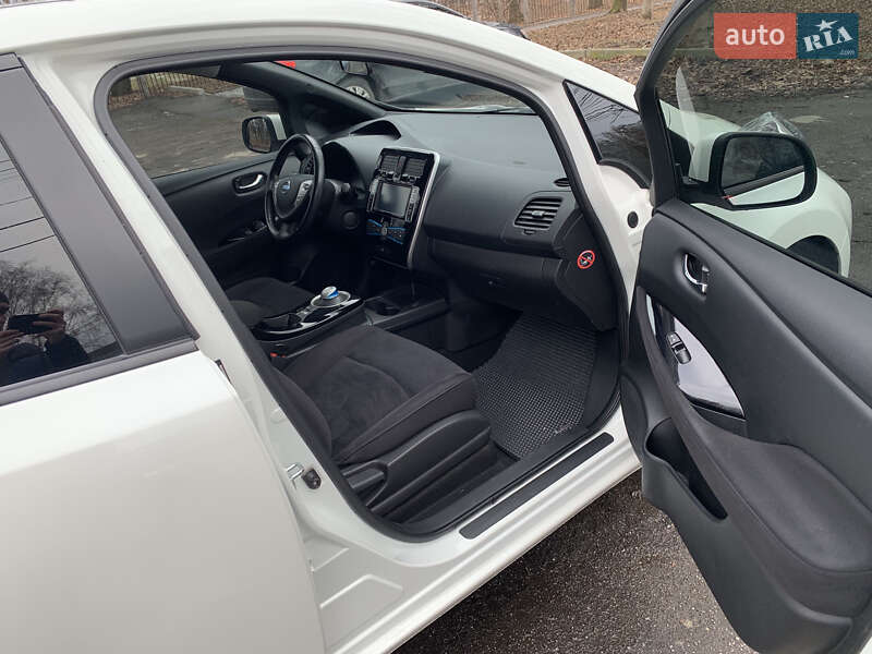 Хэтчбек Nissan Leaf 2017 в Виннице фото 5 Хэтчбек Nissan Leaf 2017 в Виннице