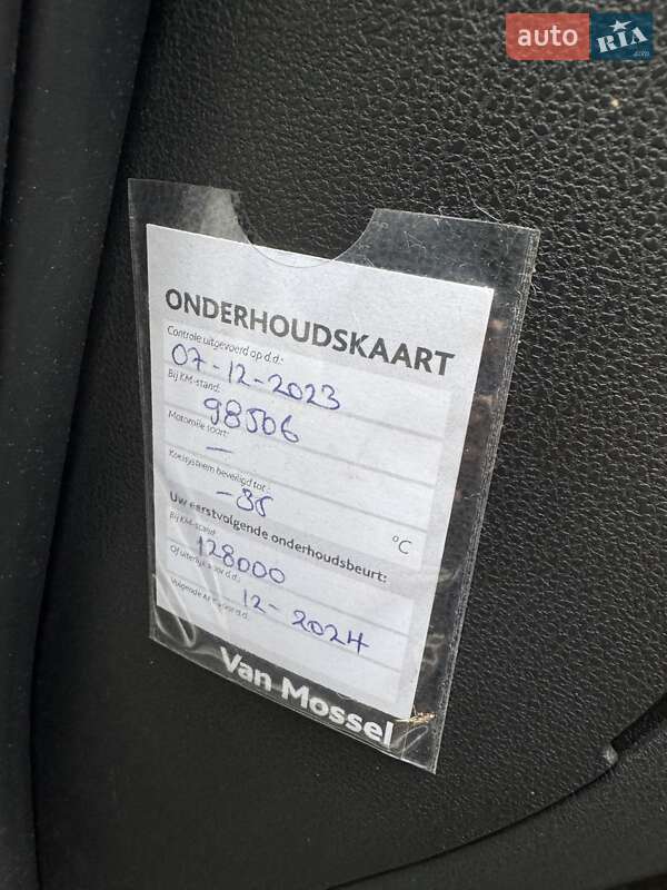 Хэтчбек Nissan Leaf 2019 в Днепре