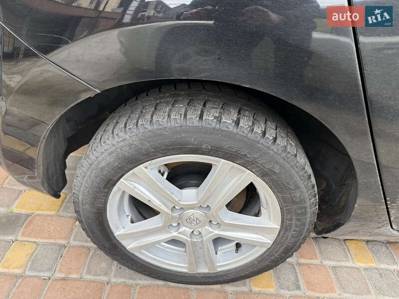 Хэтчбек Nissan Leaf 2012 в Умани фото 36 Хэтчбек Nissan Leaf 2012 в Умани