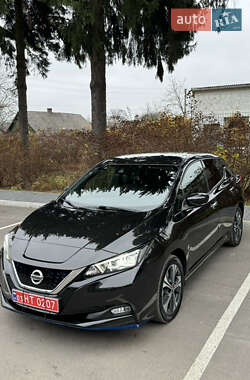 Хетчбек Nissan Leaf 2020 в Дубні