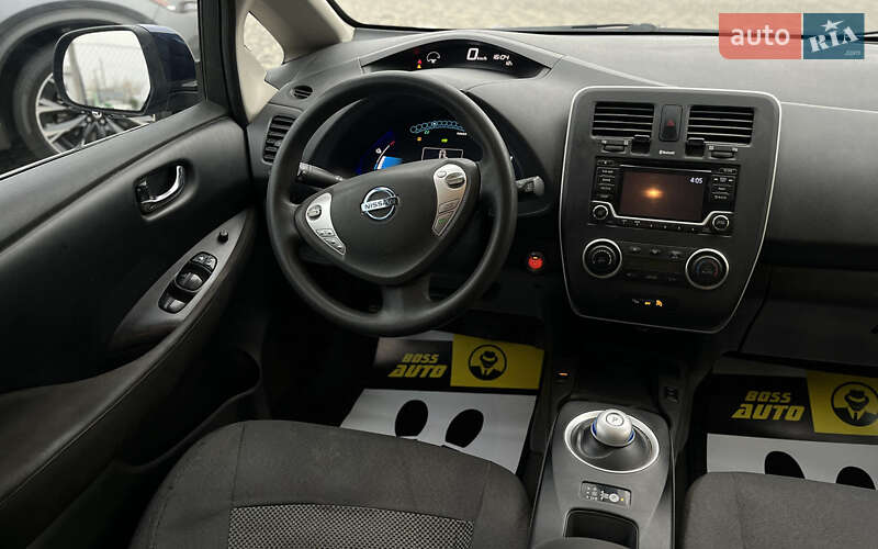 Хэтчбек Nissan Leaf 2016 в Мукачево