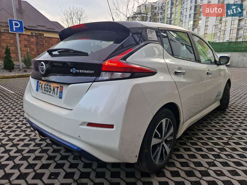 Хэтчбек Nissan Leaf 2019 в Луцке