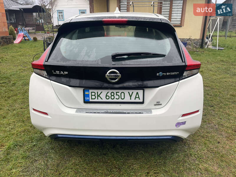 Хэтчбек Nissan Leaf 2019 в Чабеле фото 5 Хэтчбек Nissan Leaf 2019 в Чабеле