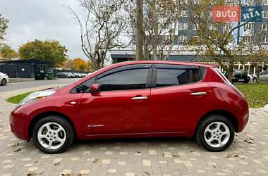 Хэтчбек Nissan Leaf 2012 в Николаеве