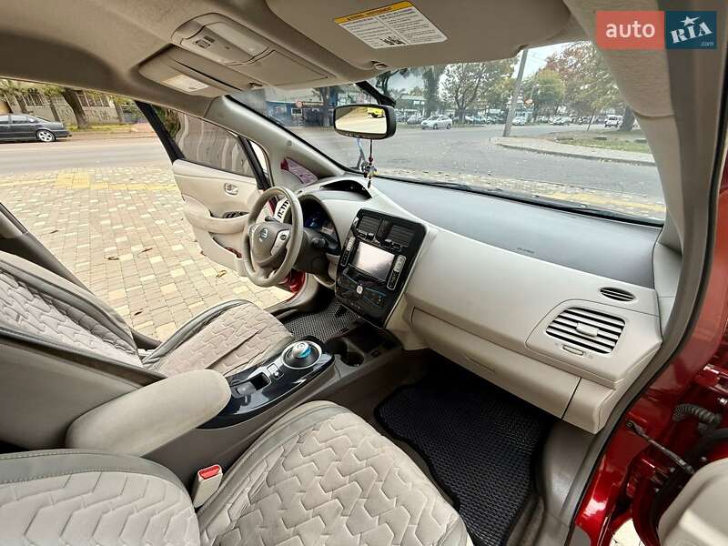 Хэтчбек Nissan Leaf 2012 в Николаеве фото 7 Хэтчбек Nissan Leaf 2012 в Николаеве