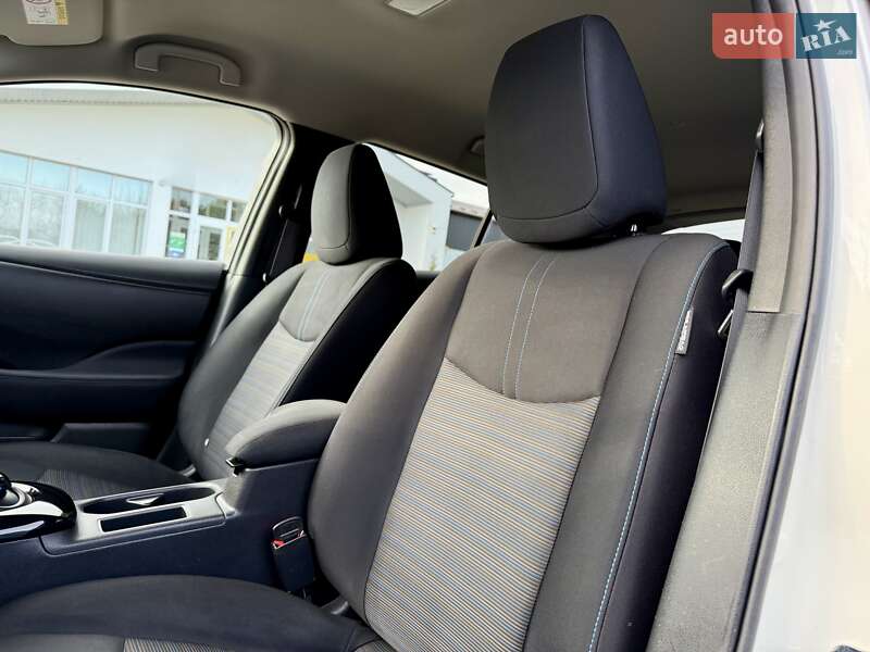 Хэтчбек Nissan Leaf 2021 в Бердичеве