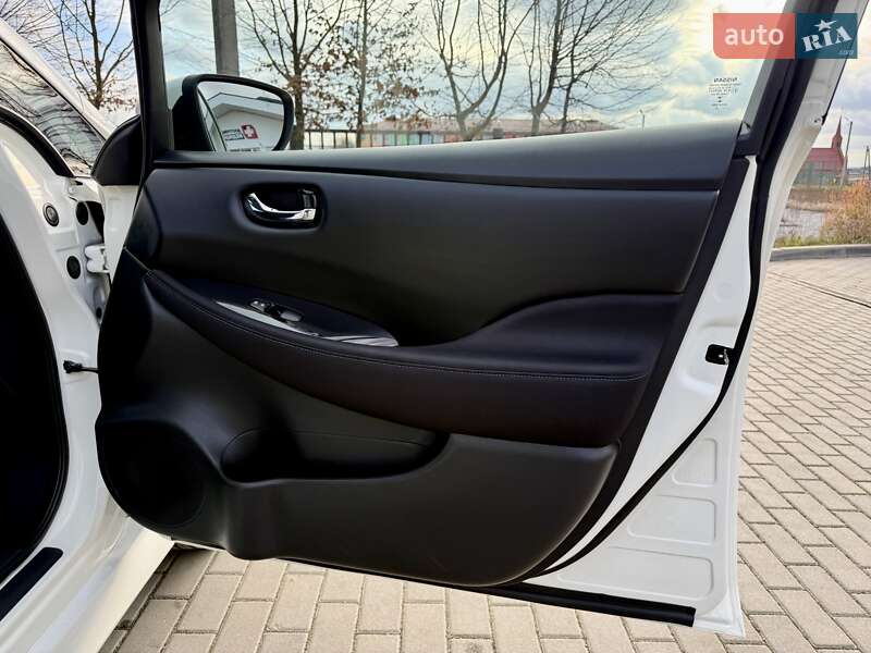 Хэтчбек Nissan Leaf 2021 в Бердичеве