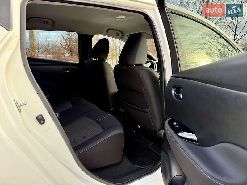 Хэтчбек Nissan Leaf 2021 в Бердичеве