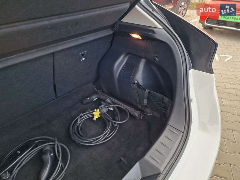 Хэтчбек Nissan Leaf 2022 в Виннице