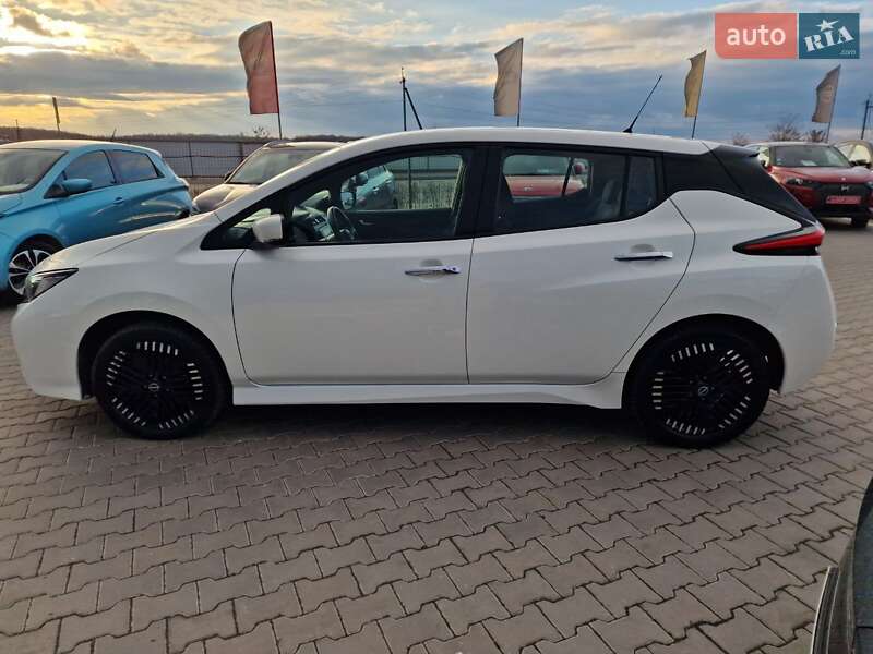 Хэтчбек Nissan Leaf 2022 в Виннице