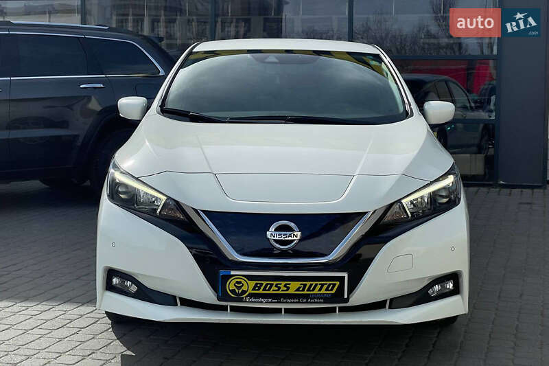 Хетчбек Nissan Leaf 2018 в Івано-Франківську