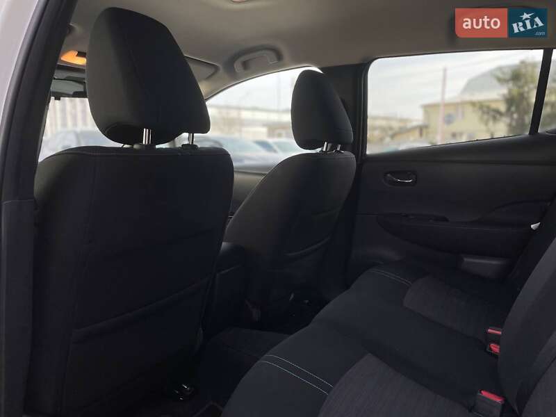 Хетчбек Nissan Leaf 2018 в Івано-Франківську