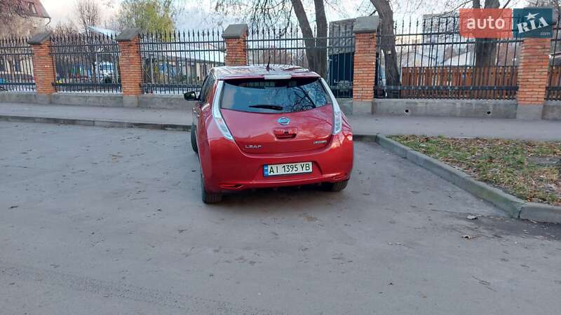 Хэтчбек Nissan Leaf 2016 в Фастове