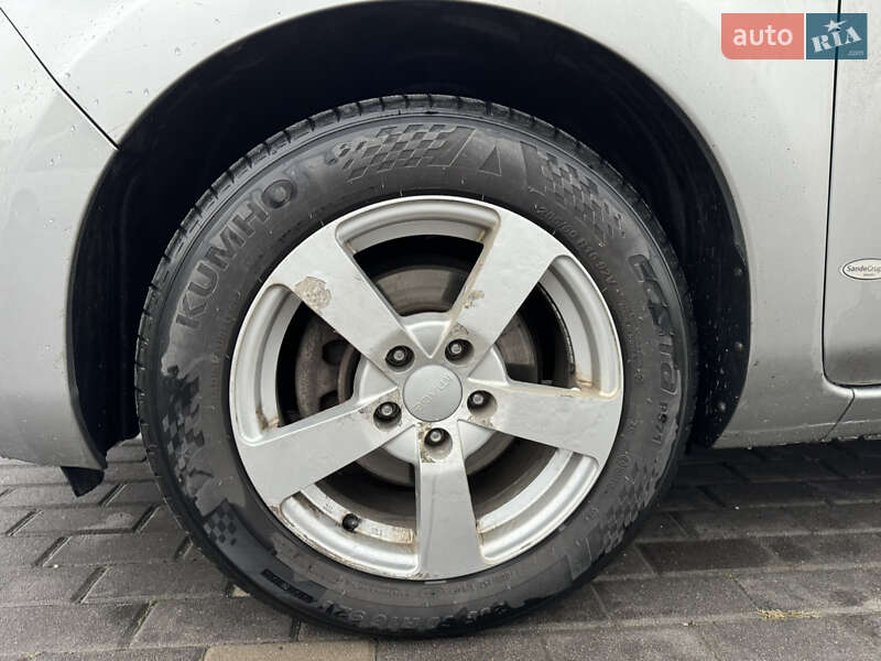 Хэтчбек Nissan Leaf 2014 в Ровно фото 10 Хэтчбек Nissan Leaf 2014 в Ровно