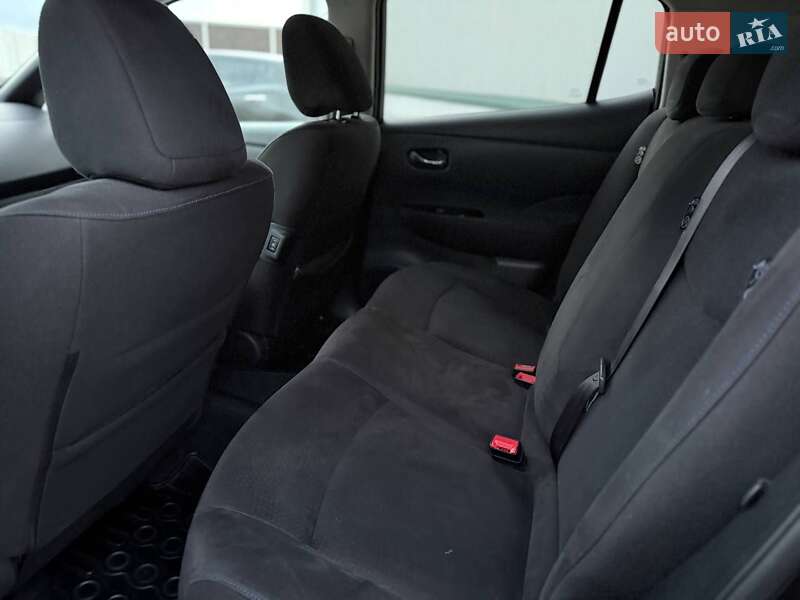 Хэтчбек Nissan Leaf 2014 в Виннице