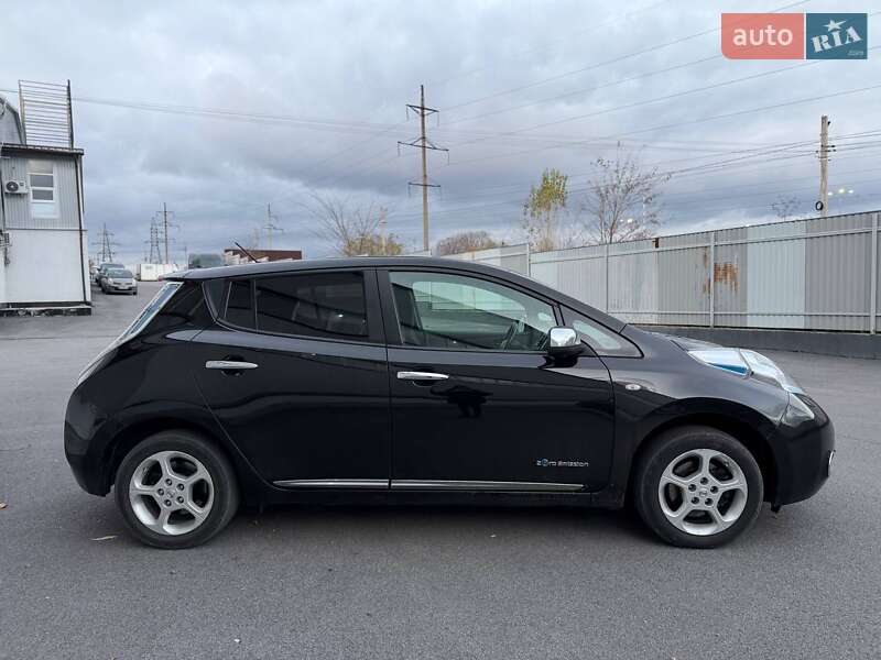 Хэтчбек Nissan Leaf 2014 в Виннице