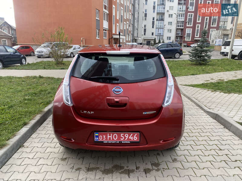 Хэтчбек Nissan Leaf 2014 в Черновцах