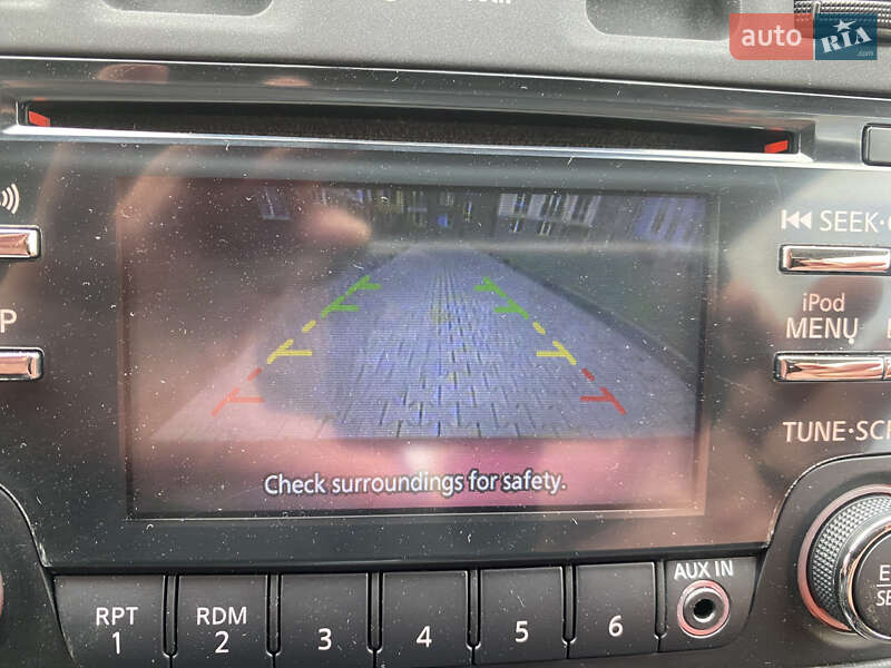 Хэтчбек Nissan Leaf 2014 в Черновцах