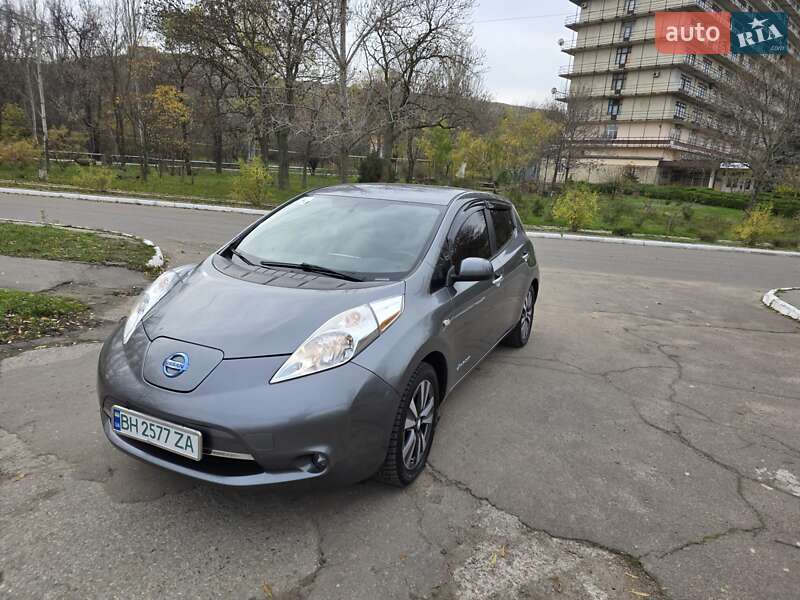 Nissan Leaf 2015