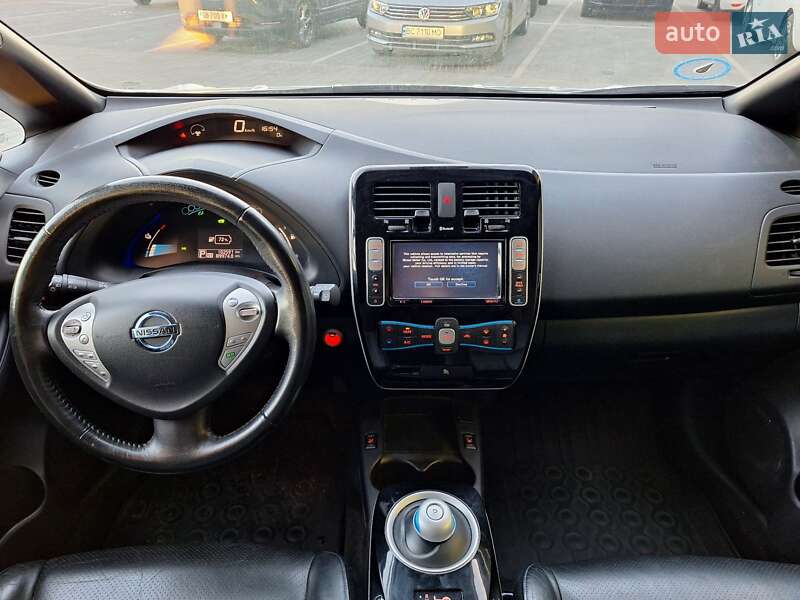 Хэтчбек Nissan Leaf 2014 в Городке фото 29 Хэтчбек Nissan Leaf 2014 в Городке
