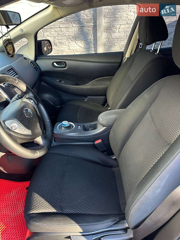 Хетчбек Nissan Leaf 2017 в Хмельницькому фото 38 Хетчбек Nissan Leaf 2017 в Хмельницькому