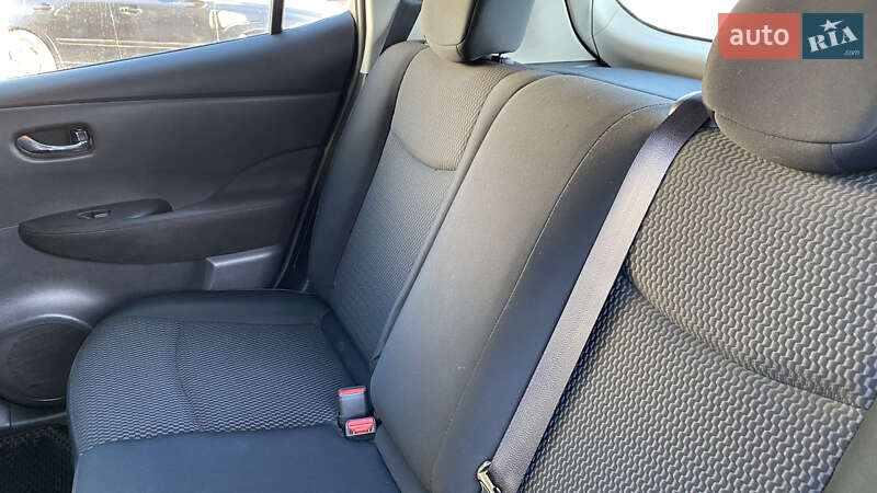 Хэтчбек Nissan Leaf 2014 в Луцке фото 28 Хэтчбек Nissan Leaf 2014 в Луцке