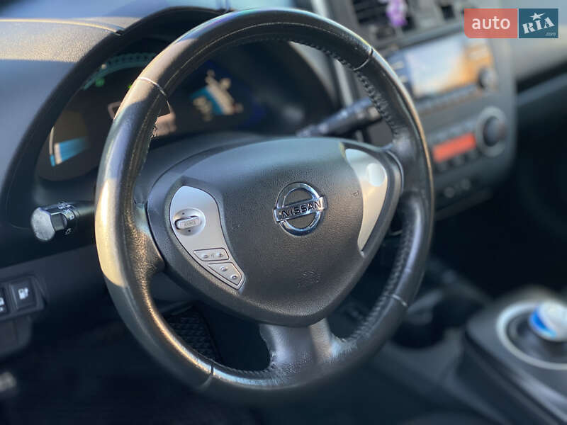 Хэтчбек Nissan Leaf 2014 в Луцке фото 49 Хэтчбек Nissan Leaf 2014 в Луцке