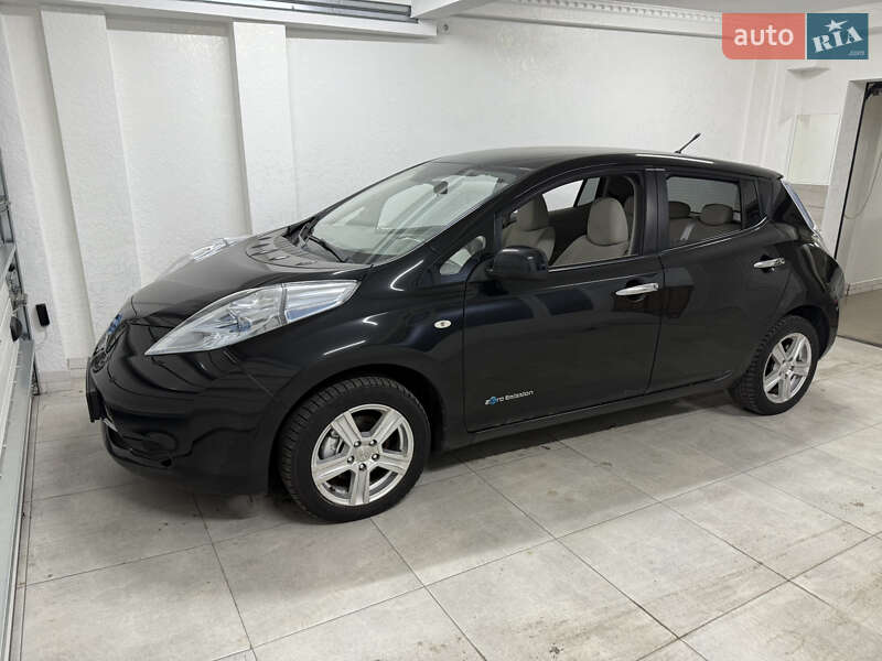 Хэтчбек Nissan Leaf 2012 в Умани фото 91 Хэтчбек Nissan Leaf 2012 в Умани