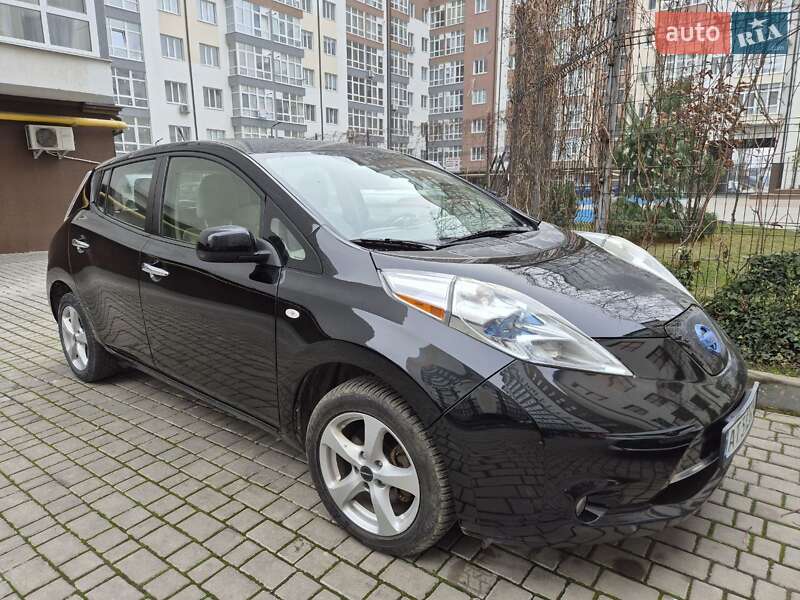 Nissan Leaf 2011