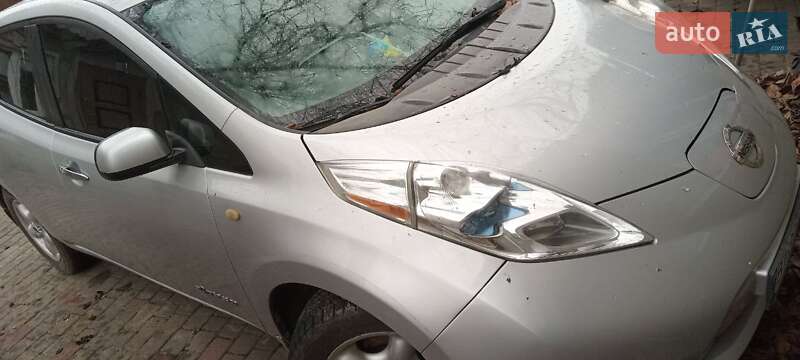 Хэтчбек Nissan Leaf 2014 в Миргороде фото 5 Хэтчбек Nissan Leaf 2014 в Миргороде