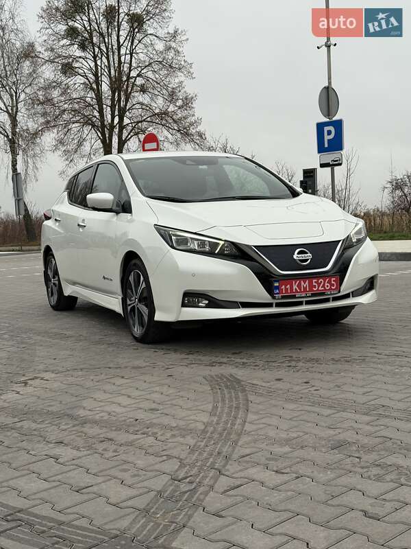 Хэтчбек Nissan Leaf 2018 в Владимире