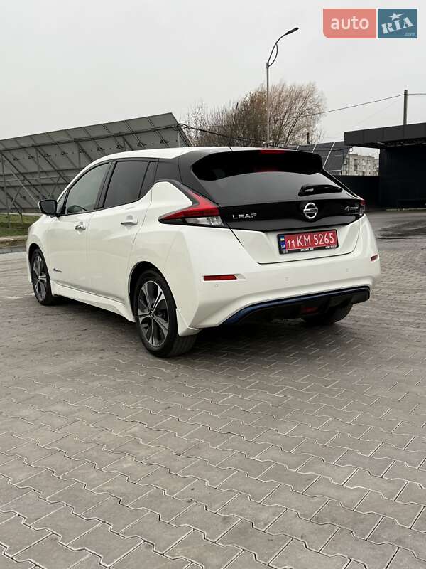 Хэтчбек Nissan Leaf 2018 в Владимире